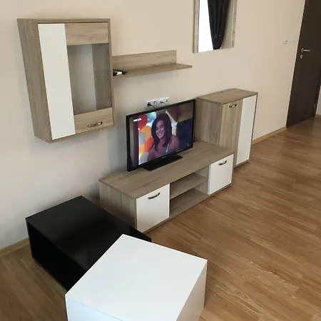 Palace De Luxe Aparthotel 3*