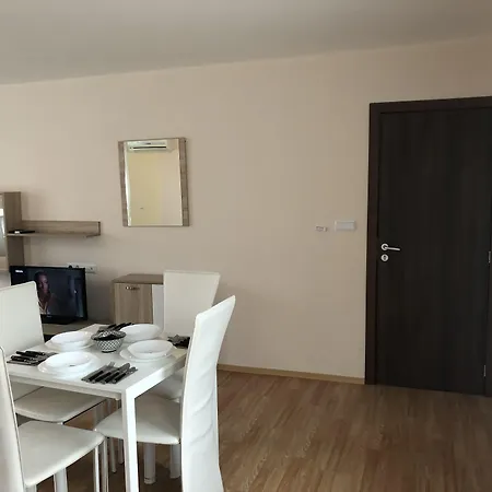 Palace De Luxe 3*