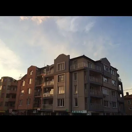 Palace De Luxe 3* Pomorie