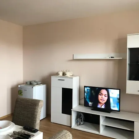 Aparthotel Palace De Luxe 3*